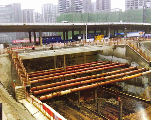 中鐵六局西安火車站西進口