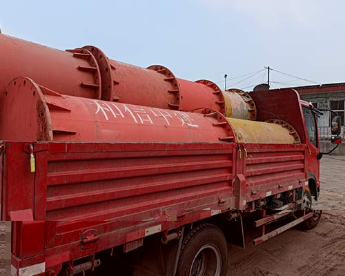 太原馬練營工地裝鋼支撐